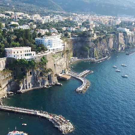 La Quiete A Un Passo Dal Centro Apartment Sorrento Ngoại thất bức ảnh