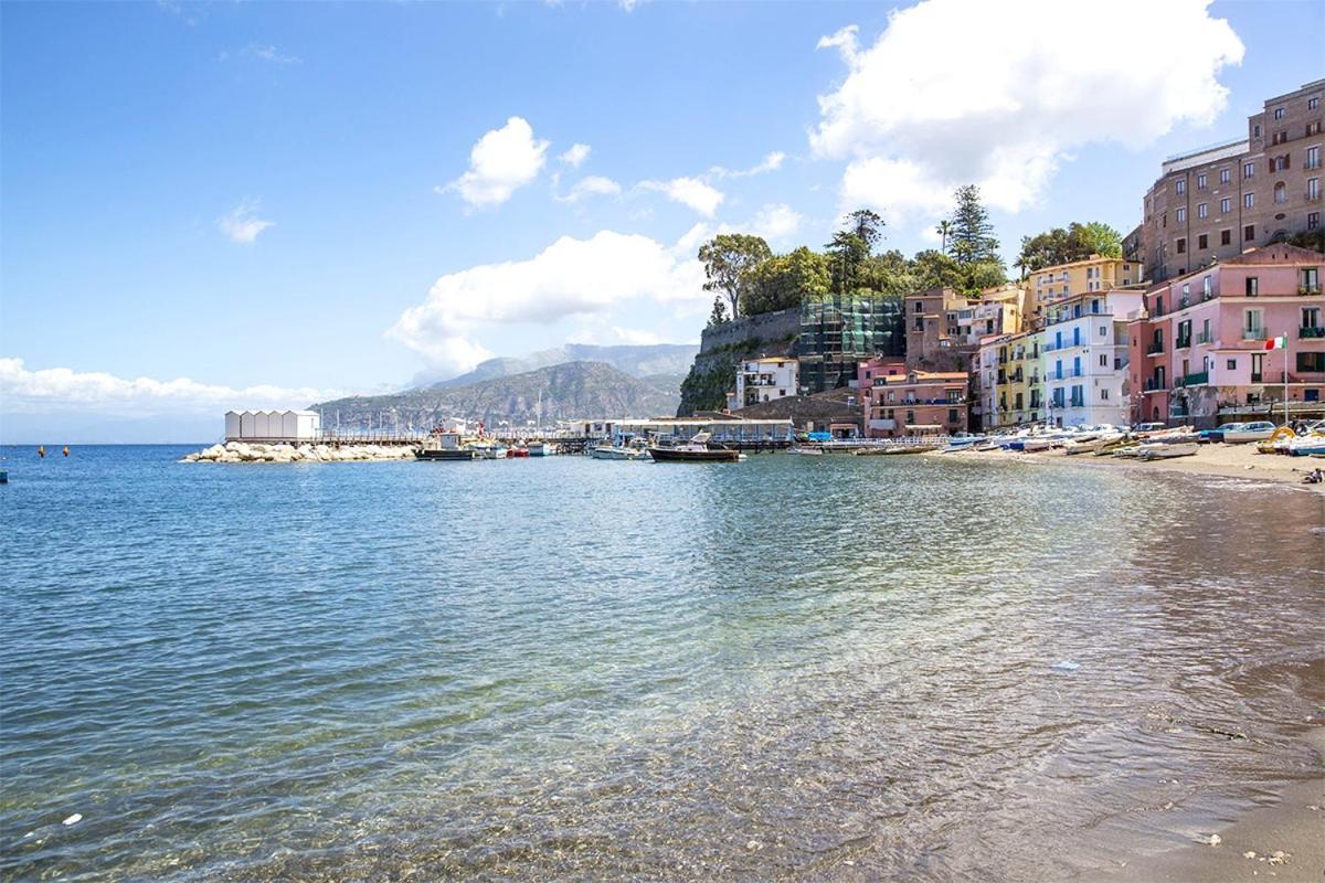 La Quiete A Un Passo Dal Centro Apartment Sorrento Ngoại thất bức ảnh