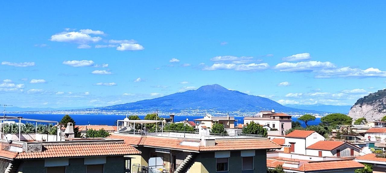 La Quiete A Un Passo Dal Centro Apartment Sorrento Ngoại thất bức ảnh